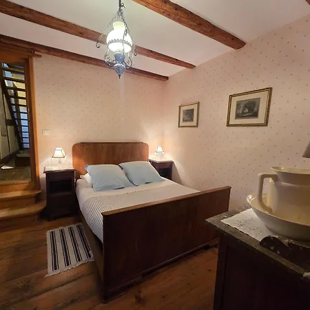 Holiday home Le Temps Des Cigognes
